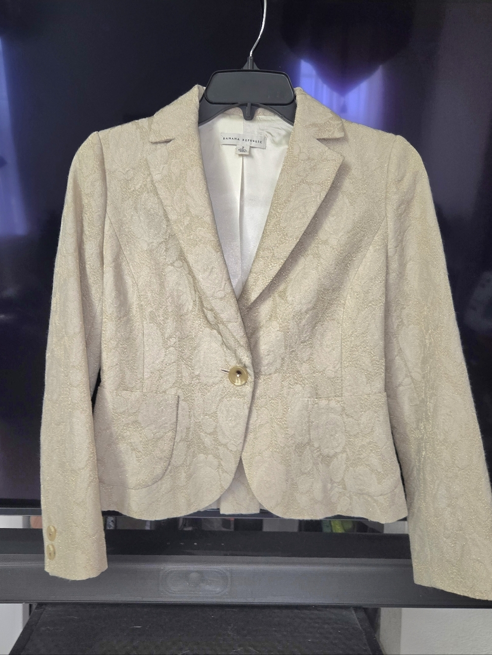 Banana Republic Cream Gold Brocade Jacquard Fitted Notch Lapel Blazer Pockets